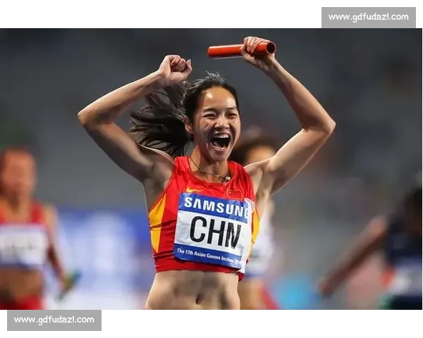 韦永丽青岛站逆风突围 半决赛 11.85 秒强势晋级决赛